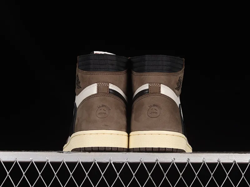 All Categories Air Jordan Jordan Series Basketball Shoes Air Jordan 1 High LJR Version Travis Scott x Air Jordan 1 High OG AJ1 Reverse Hook Limited Edition CD4487-100